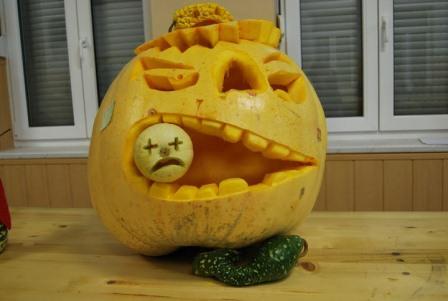 Tekmovanje v izrezovanju buč 2012 10